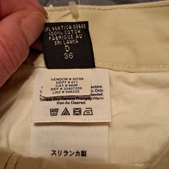 Eddie Bauer tan shorts dize 6 - Picture 3 of 6